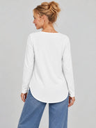 YUCOLEN Women's Long Sleeve Crewneck Tunic Top with Curved Hem in White