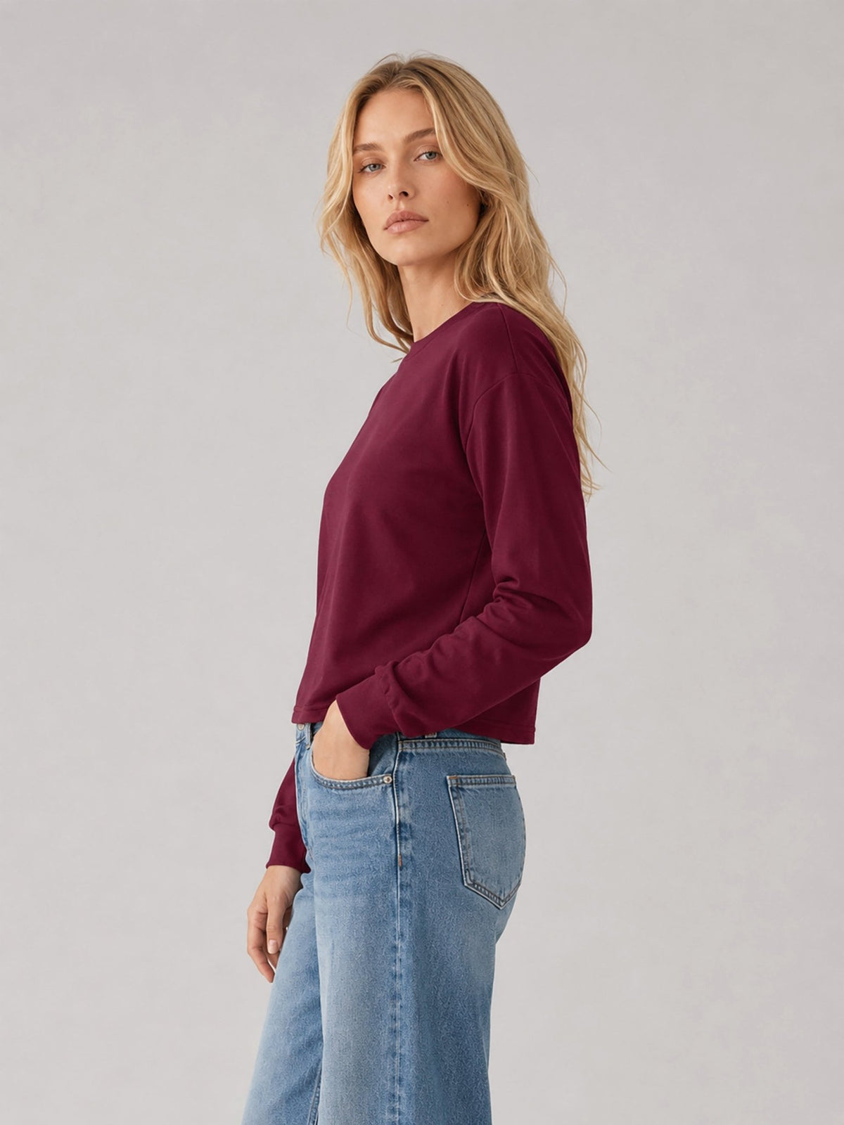 YUCOLEN Women's Breathable Cotton Blend Long Sleeve Crewneck Cropped Top in Wine Red