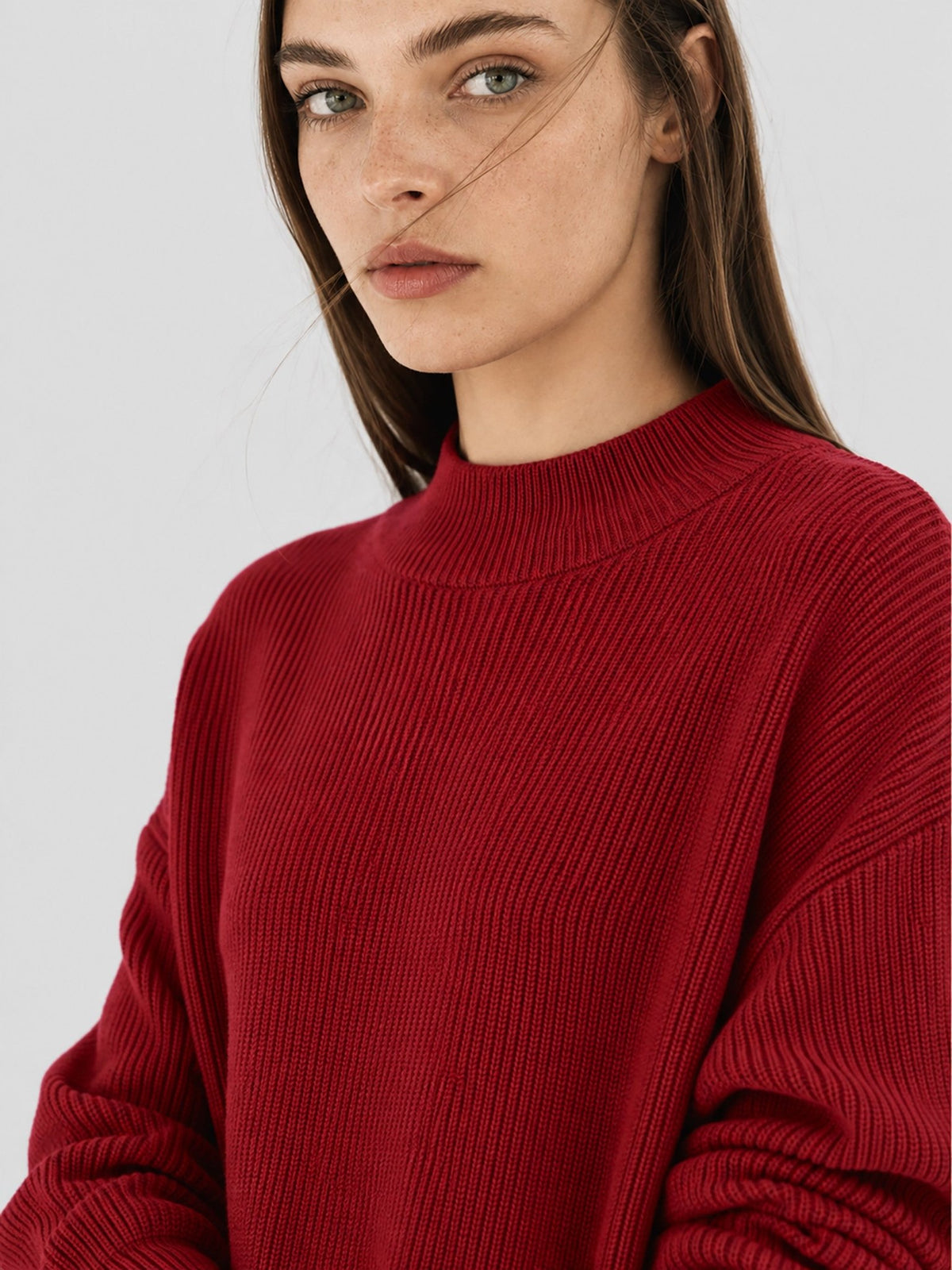 YUCOLEN Women's Oversized Ribbed Knit Turtleneck Pullover with Side Slit in Wine Red
