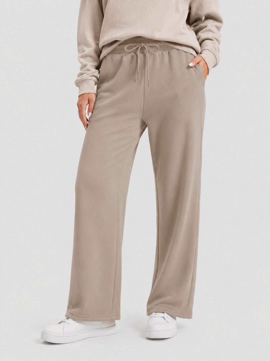 YUCOLEN Women's Sherpa Lined Wide Leg Pants 370G Thermal Fleece Sweatpants in Coffee Grey