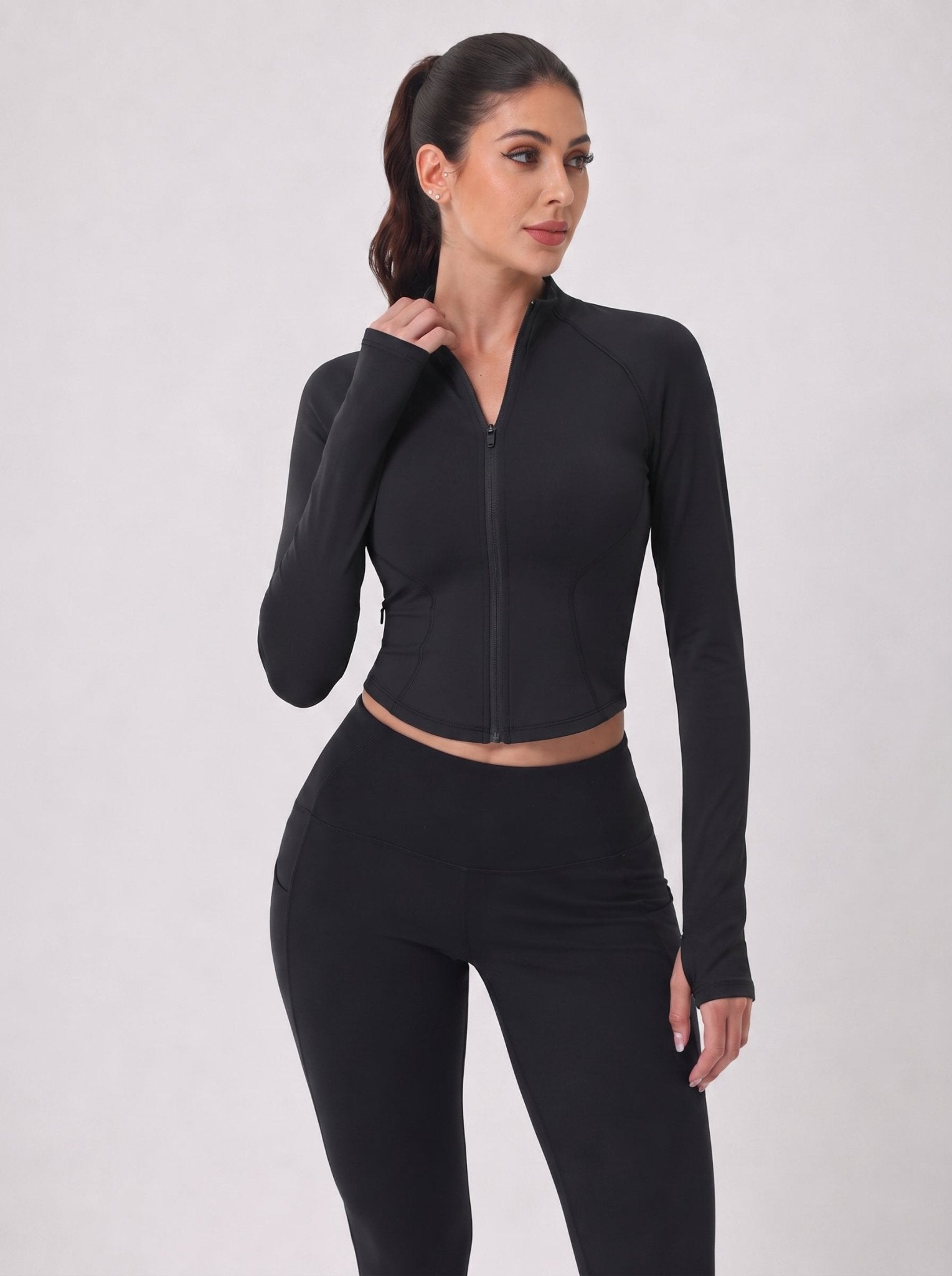 YUCOLEN Women's Cropped Full-Zip Athletic Jacket Slim Fit Workout Top with Thumbholes in Black
