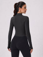 YUCOLEN Women's Cropped Full-Zip Athletic Jacket Slim Fit Workout Top with Thumbholes in Black