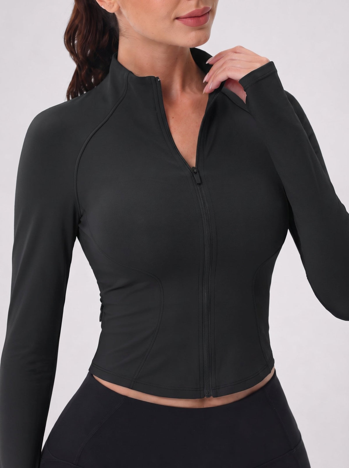 YUCOLEN Women's Cropped Full-Zip Athletic Jacket Slim Fit Workout Top with Thumbholes in Black