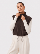 YUCOLEN Women‘s Full Zip Polar Fleece Cropped Vest Lightweight Stand Collar Sleeveless Jacket with Drawstring Hem in Brown