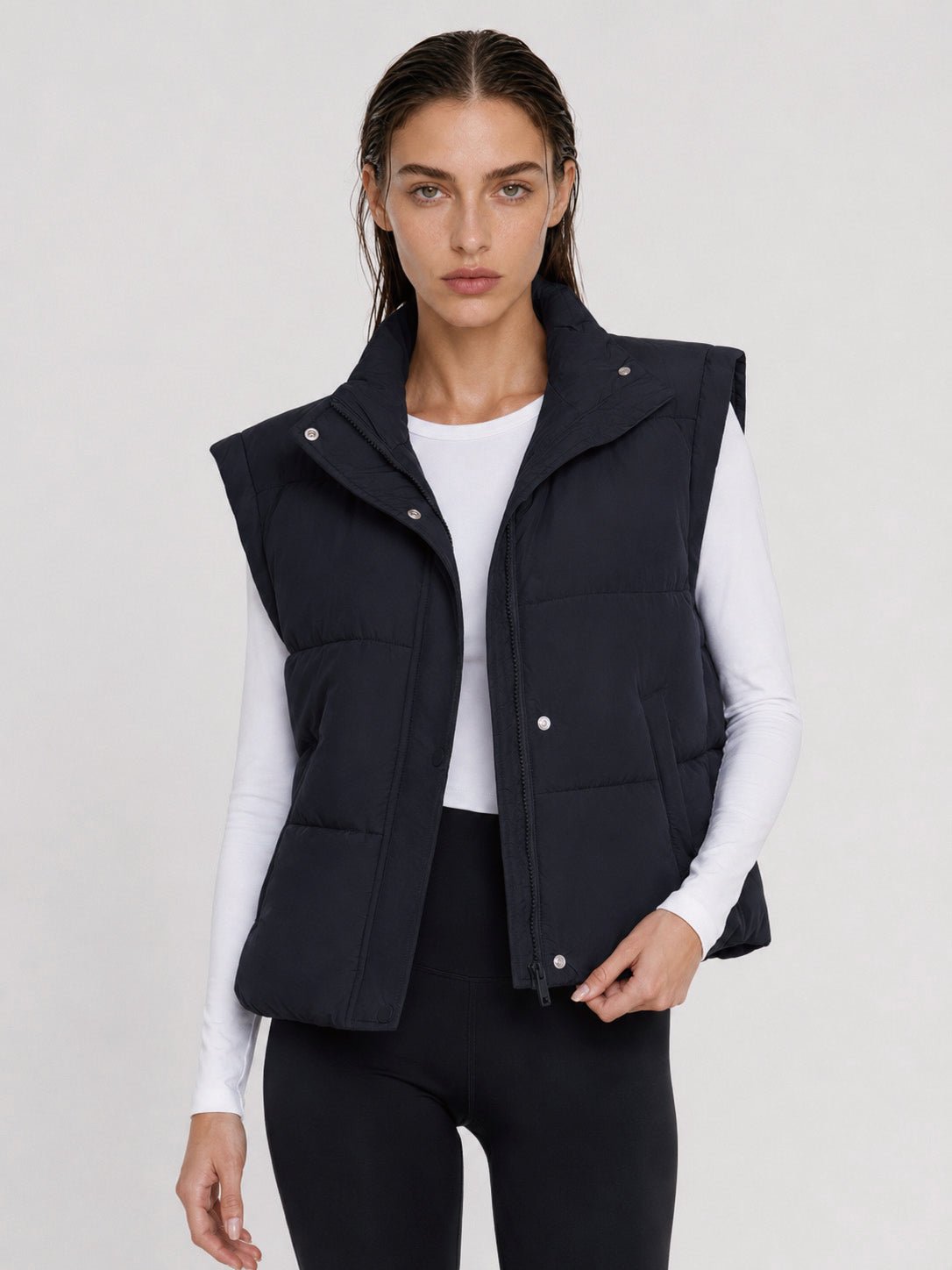 YUCOLEN Women's Cropped Puffer Vest Lightweight Windproof Insulated Gilet with Pockets in Black