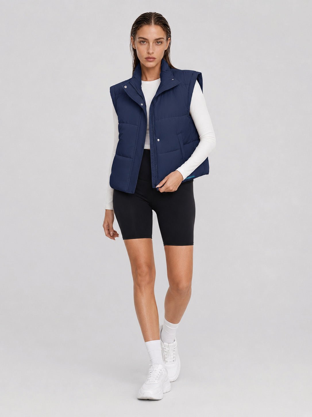 YUCOLEN Women's Cropped Puffer Vest Lightweight Windproof Insulated Gilet with Pockets in Navy