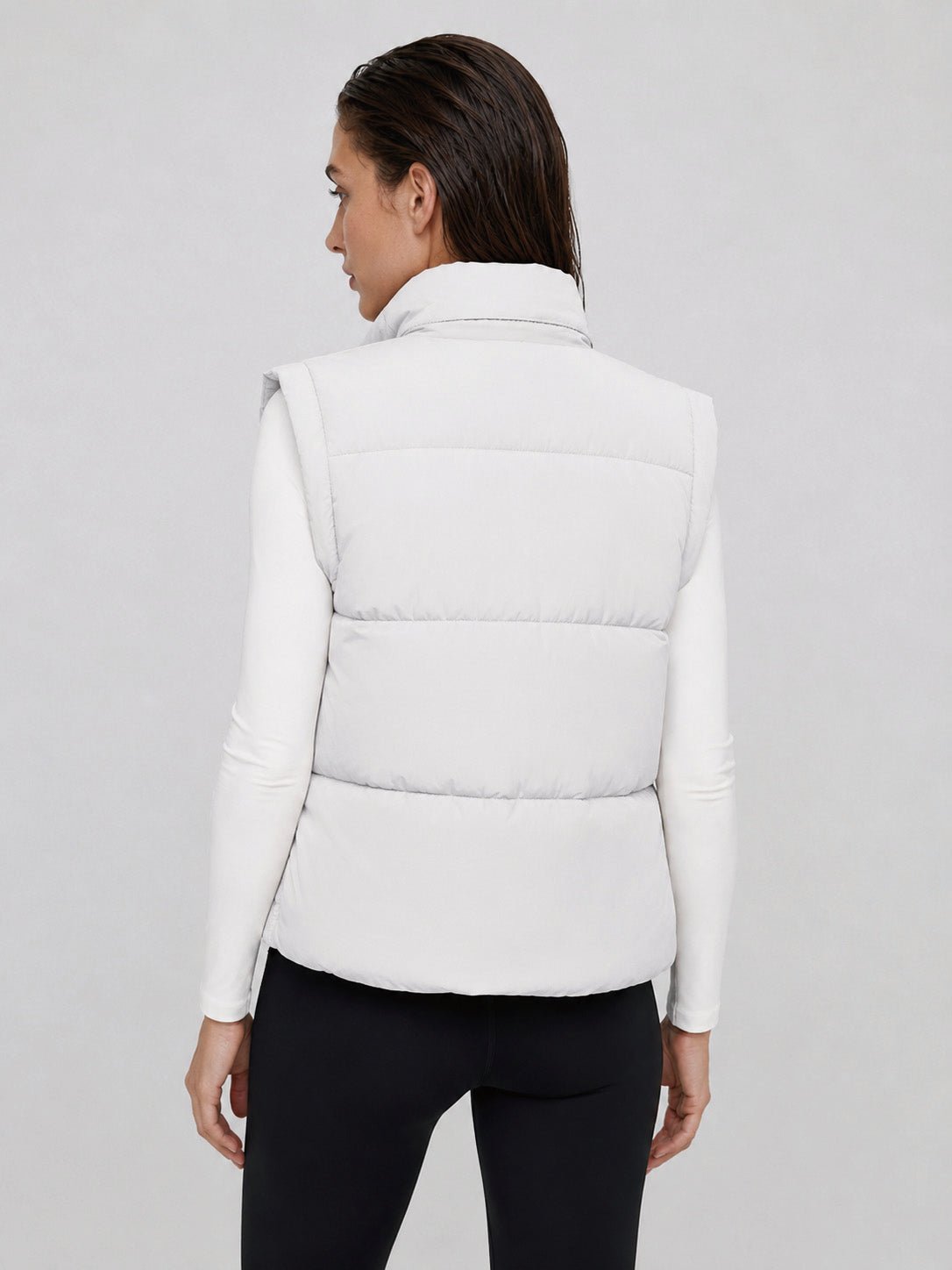 YUCOLEN Women's Cropped Puffer Vest Lightweight Windproof Insulated Gilet with Pockets in White