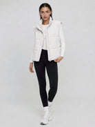 YUCOLEN Women's Cropped Puffer Vest Lightweight Windproof Insulated Gilet with Pockets in White