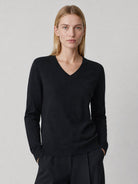 YUCOLEN Women's V Neck Lightweight Sweater Soft Artificial Wool Blend Pullover Top in Black